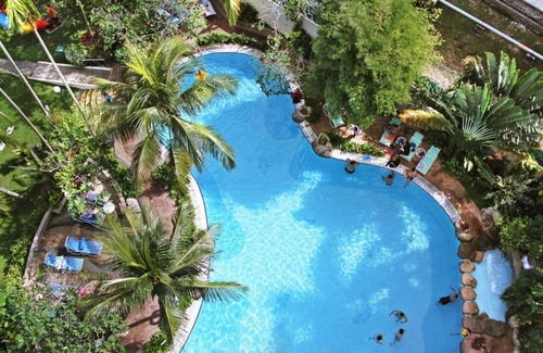 Tanjung Bungah Apartment | Rainbow Paradise Beach Resort by LWE