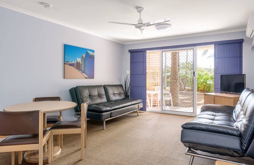 Rainbow Beach Hotel | Rainbow Sands Resort