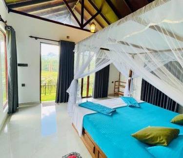 Deniyaya Apartment | Rainforest Border Edge