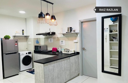 Kampung Sembulan Baru Apartment | Raiz Homestay Sutera Avenue KK