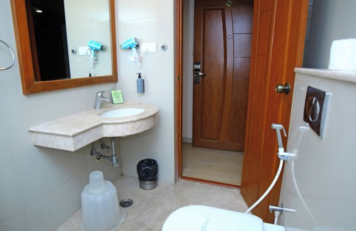 Tirupati Hotel | Raj Park Tirupati