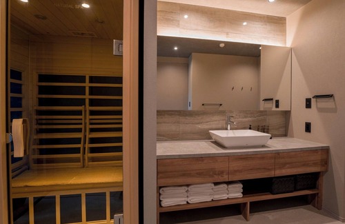 Hakone Hotel | Rakuten STAY TERRACE Hakone Kowakudani D 2 Queen Beds Raised Floor/Ashigarashimo-gun Kanagawa