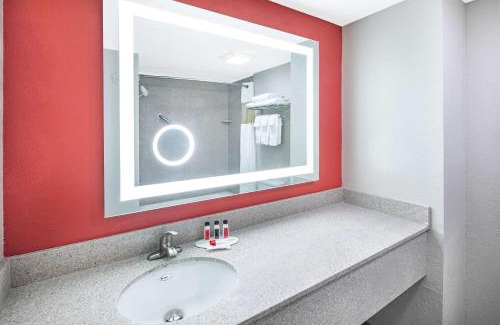 Alpharetta Hotel | Ramada by Wyndham Alpharetta Atlanta North