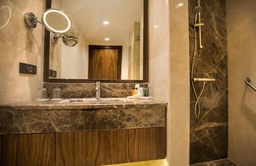 Kucukcekmece Hotel | Ramada by Wyndham Istanbul Florya