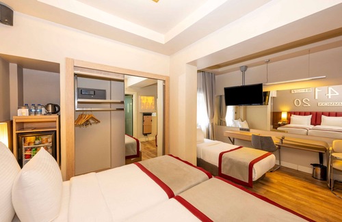 Asmali Mescit Hotel | Ramada by Wyndham Istanbul Pera