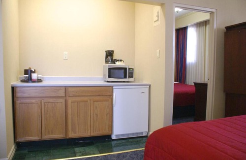 Jersey City Hotel | Ramada by Wyndham Jersey City