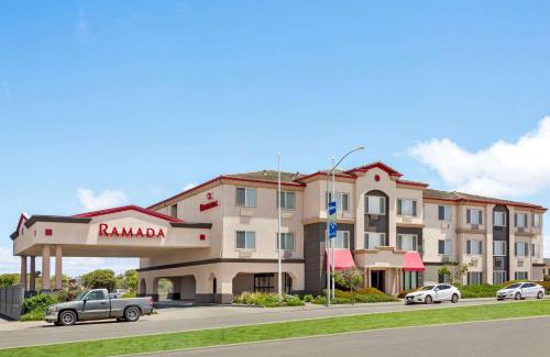 Marina Hotel | Ramada by Wyndham Marina