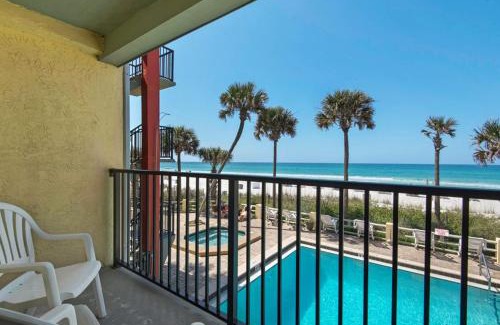 Bahama Beach Hotel | Ramada by Wyndham Panama City Beach / Beachfront