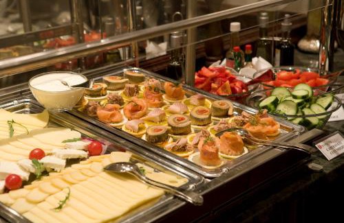 Sector 1 Hotel | Ramada Hotel & Suites by Wyndham Bucharest North