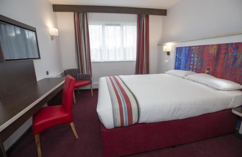Newport Pagnell Hotel | Ramada Milton Keynes