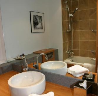 Wrexham Hotel | Ramada Plaza Wrexham