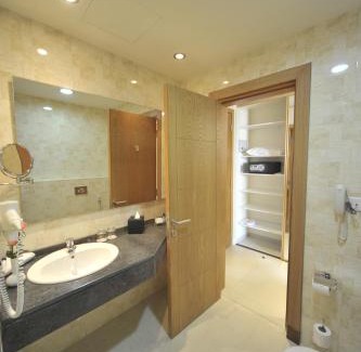 Sweimeh Resort | Ramada Resort Dead Sea