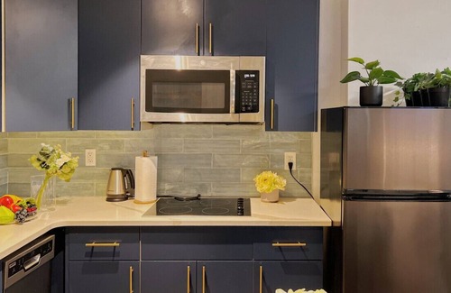 Graduate Hospital Apartment | Ramblei near Rittenhouse Square | Studio - 2R