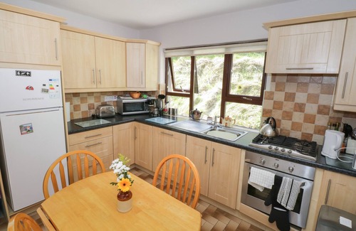 Ballaghnabehy Cottage | RAMBLER'S REST, pet friendly in Manorhamilton, County Leitrim
