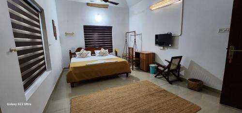 Varkala House | Rams Guest House Samudra-Walk to Cliff,Odayam,Black Beach Varkala