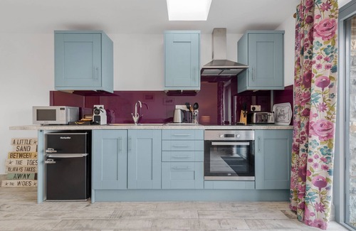 Haverfordwest Cottage | "Ramsey" Sea View Cottage - Dog Friendly