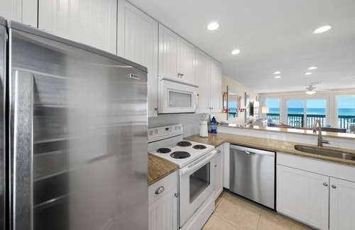 Sunnyside Condo | Ramsgate Lucky 13. First time on Rental market. Custom and perfect for your trip