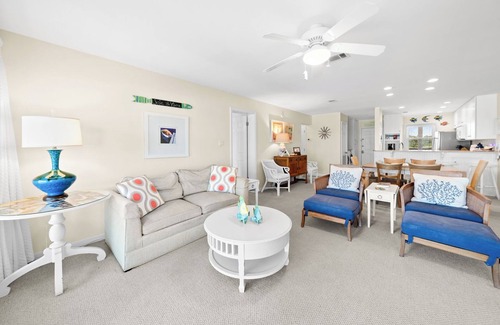 Sunnyside Condo | Ramsgate Lucky 13. First time on Rental market. Custom and perfect for your trip