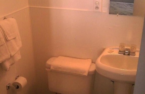 Tehachapi Hotel | Ranch Motel