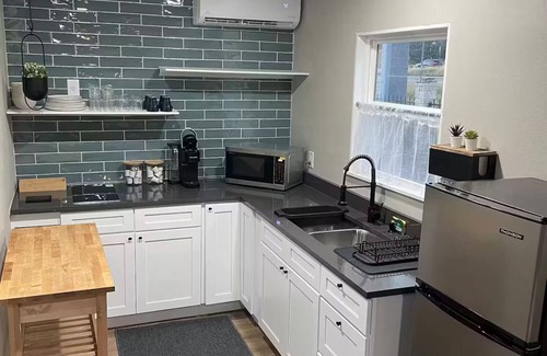 Helotes House | Ranch Style Container Home in Helotes, TX Unit 1