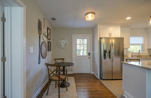 Addison Heights House | Ranch Style Home & Plenty Of BKYD Space Near KSU