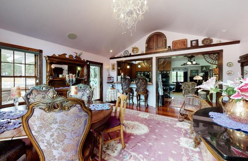 Sattley House | Ranchita Avalon