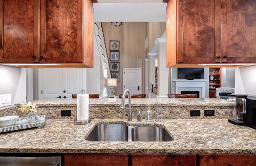 Lake Oconee Condo | Rare 3 Bedroom Reynolds Retreat