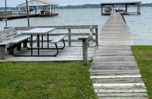 White Lake House | Rare availability