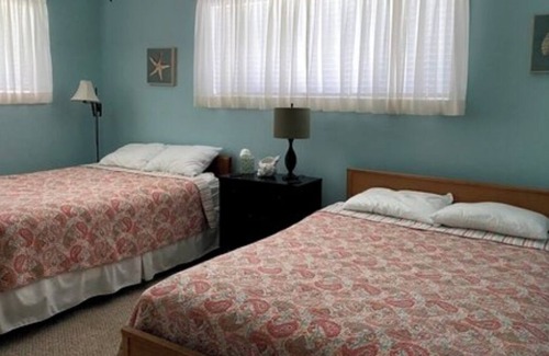 White Lake House | Rare availability
