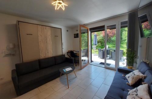 Saint-Jorioz Apartment | Rare, cosy studio terrasse au coeur de St-Jorioz
