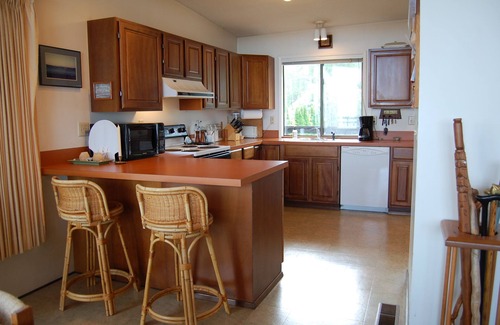 Hansville House | Rare Find - Waterfront Beal Beach House-Private Beach/Majestic View