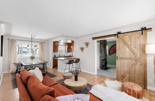 Scenic Heights House | Rare Mtn Views, Hot Tub and Great Vibe