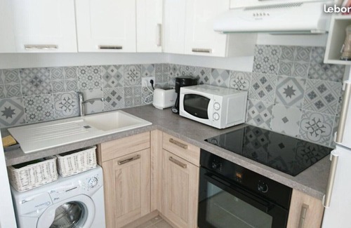 Rochefort Apartment | RARE: T2 Ground floor with terrace downtown cozy and bright nest