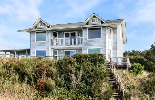 Florence House | Rascals Oceanfront Retreat