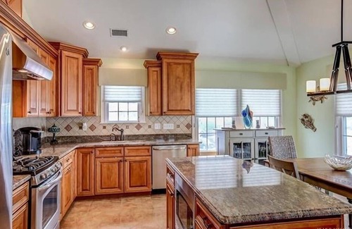Ship Bottom Condo | RATED AS LBI's BEST RENTAL - NEW