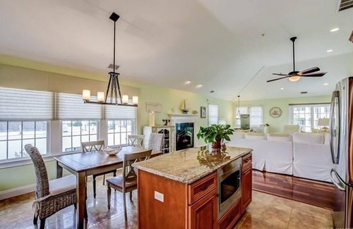 Ship Bottom Condo | RATED AS LBI's BEST RENTAL - NEW