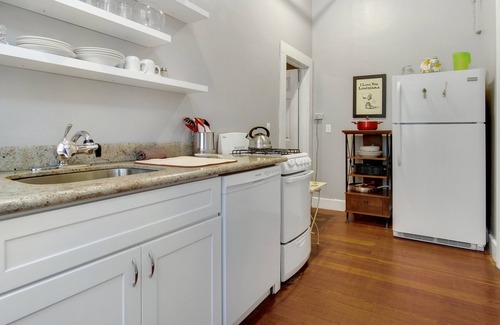 Treme Hotel | Rathbone Mansions - Apartment