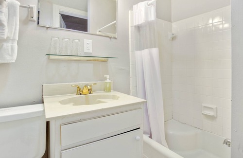 Treme Hotel | Rathbone Mansions - Two Queen Suite