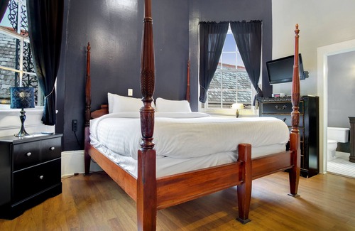 New Orleans Hotel | Rathbone Mansions