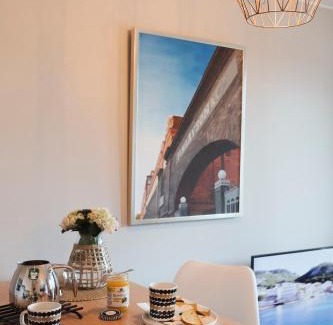 Tampere Apartment | Rauhallinen asunto, sauna ja iso parveke - raitiovaunureitin varrella