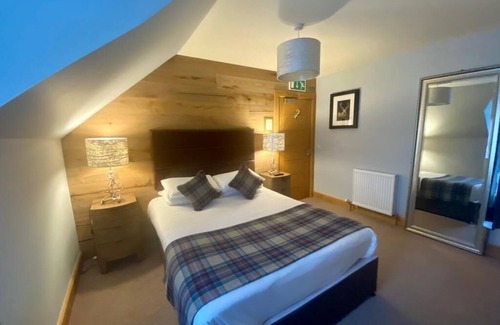 Fisherrow Hotel | Ravelston House