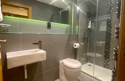 Fisherrow Hotel | Ravelston House