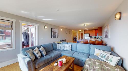 Big White Ski Resort Apartment | Raven 107