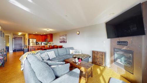 Big White Ski Resort Apartment | Raven 107
