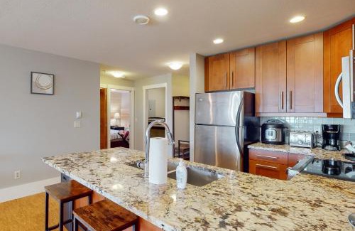 Big White Ski Resort Apartment | Raven 107