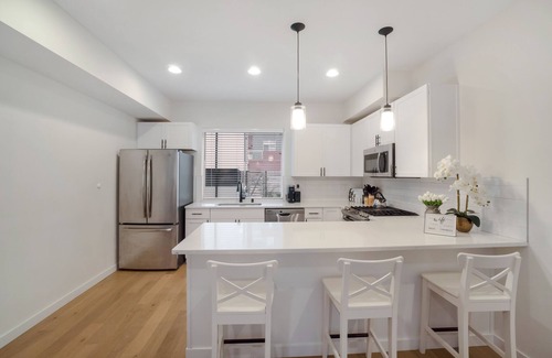 University District House | Ravenna City Charm: Rooftop + Close to UW