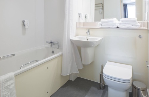 Motherwell Hotel | Raven’s Cliff, Motherwell by Marston's Inns
