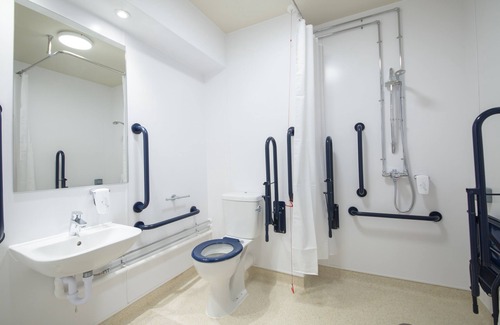Motherwell Hotel | Raven’s Cliff, Motherwell by Marston's Inns