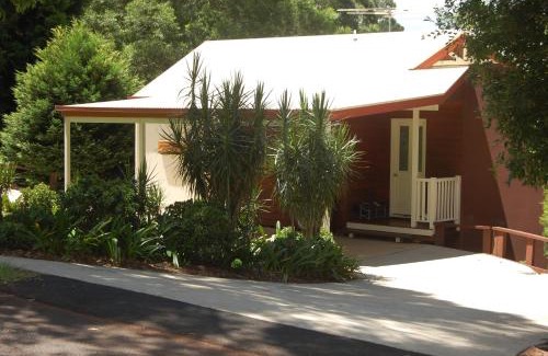 Ravensbourne Ski Chalet | Ravensbourne Escape- Kookaburra Kottage