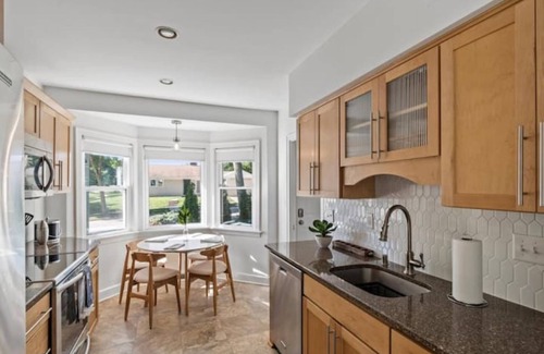 Wauwatosa House | Ravenswood Retreat
